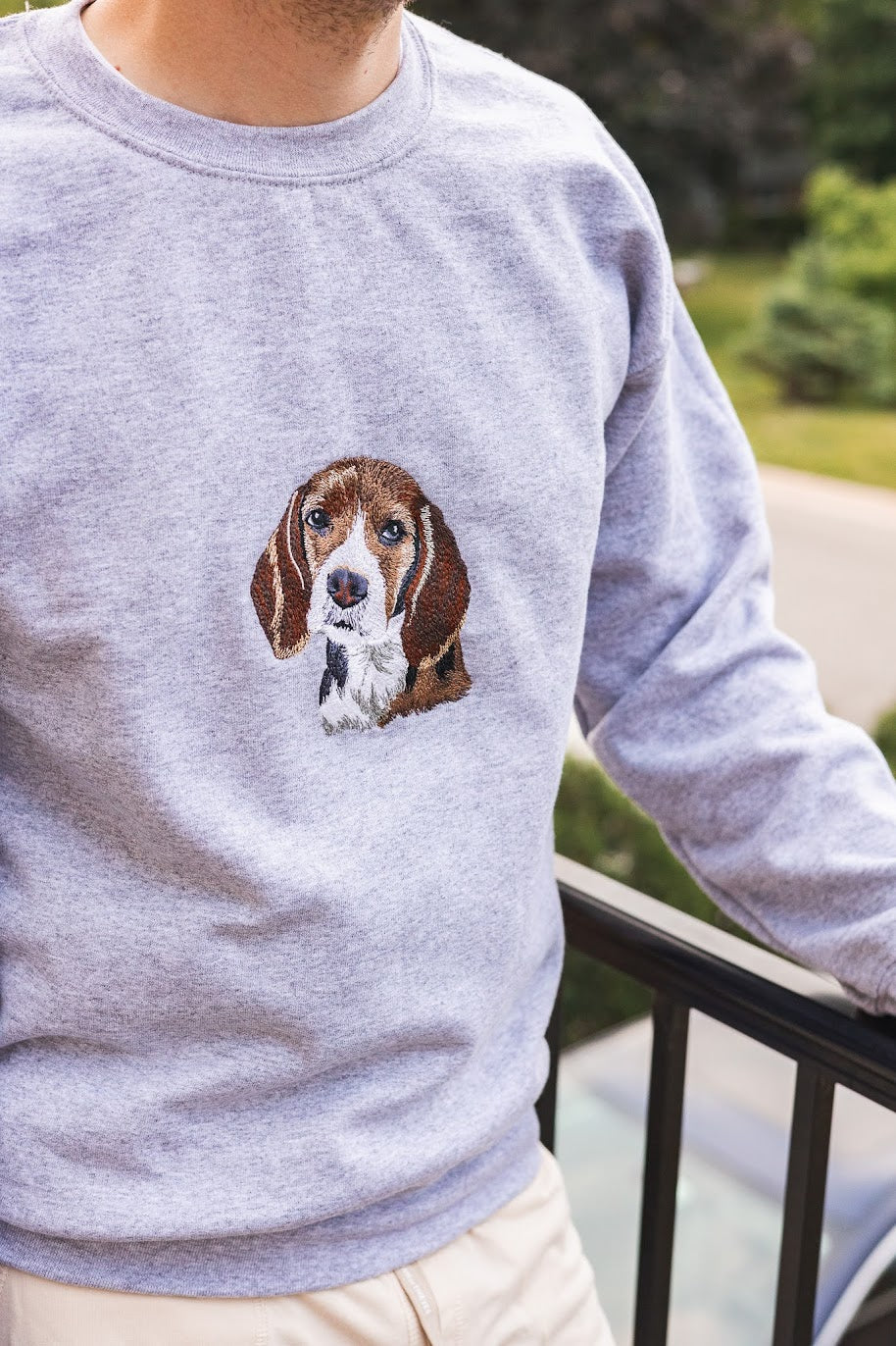 Beagle Embroidered Sweatshirt
